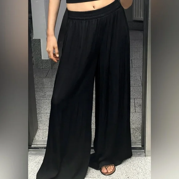 NWT ZARA KHAKI SHINY WIDE LEG PANTS TROUSERS Size S. Black . Pre owned like new - Picture 2 of 12